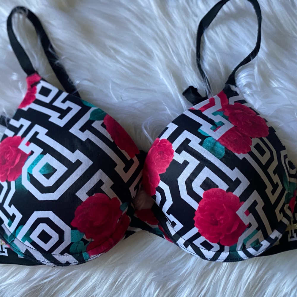 VS PINK ROSE PUSH UP BRA